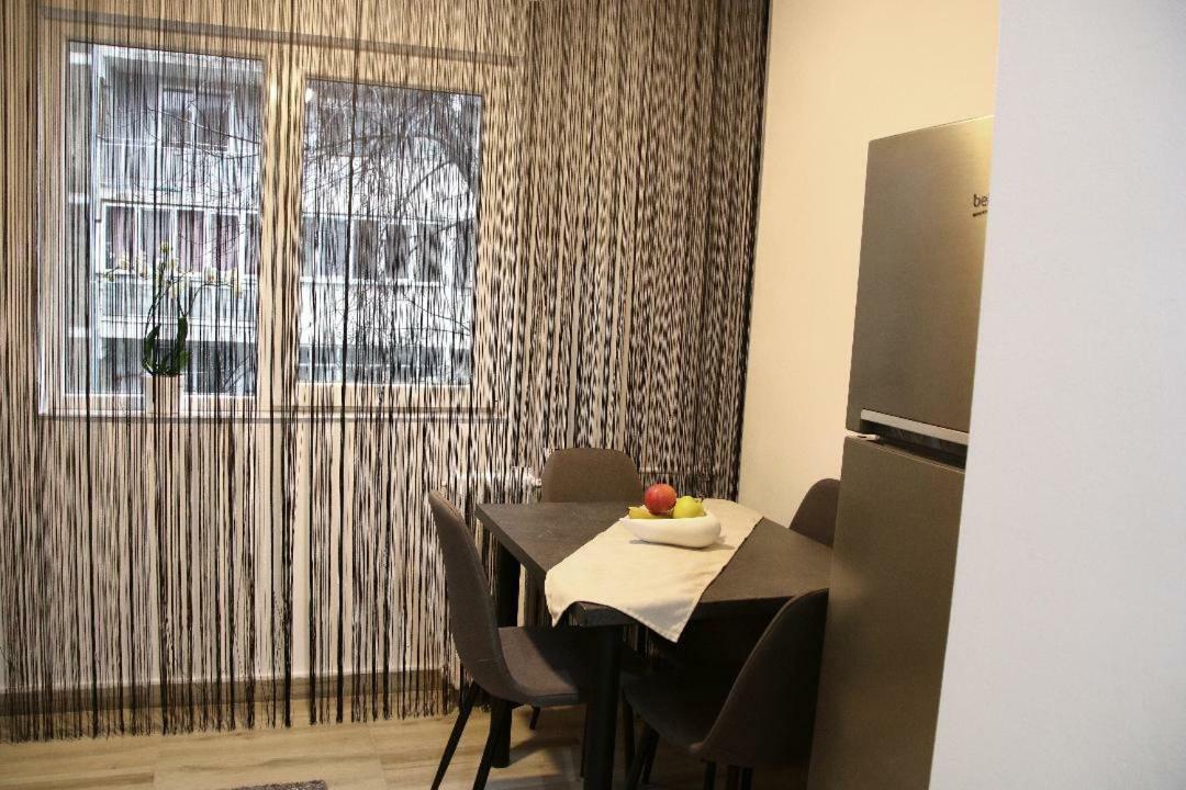Tania Apartament Oradea Exterior foto
